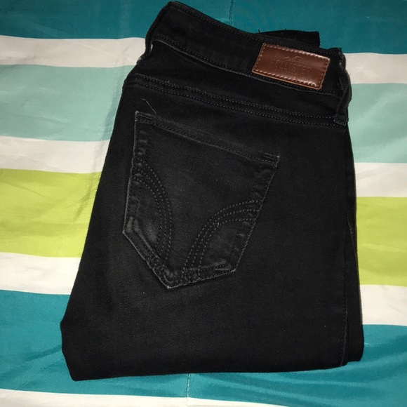 Hollister low rise black jeans 🖤 - Picture 2 of 6